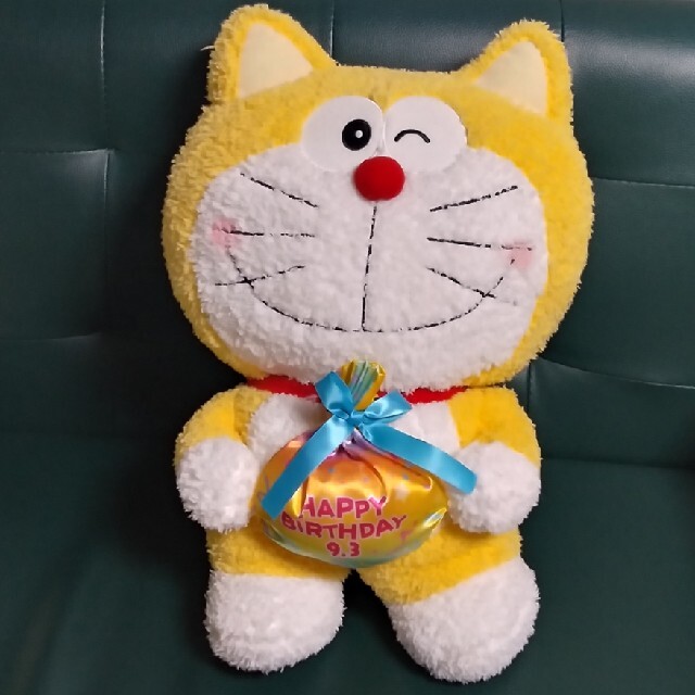 小学館(ショウガクカン)のドラえもん　BIRTHDAY🎂 エンタメ/ホビーのおもちゃ/ぬいぐるみ(ぬいぐるみ)の商品写真