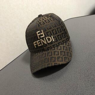 フェンディ(FENDI)の帽子　(キャップ)