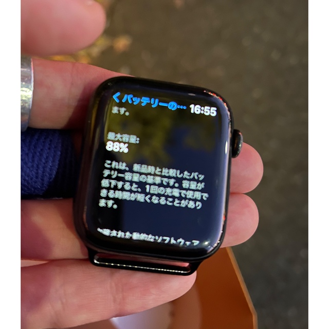 Apple Watch(アップルウォッチ)のAppleWatch 5 セルラー 44mm ブラックステンレスミラネーゼループ スマホ/家電/カメラのスマートフォン/携帯電話(その他)の商品写真