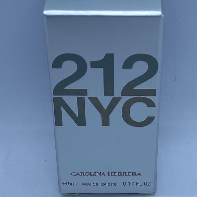 CAROLINA HERRERA(キャロライナヘレナ)のキャロライナ ヘレラ 212 EDP 5ml コスメ/美容の香水(ユニセックス)の商品写真