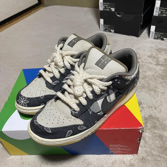 NIKE(ナイキ)のTRAVIS SCOTT × NIKE SB DUNK LOW 28cm メンズの靴/シューズ(スニーカー)の商品写真