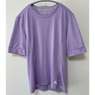 アディダス(adidas)のadidas Tシャツ(Tシャツ(半袖/袖なし))