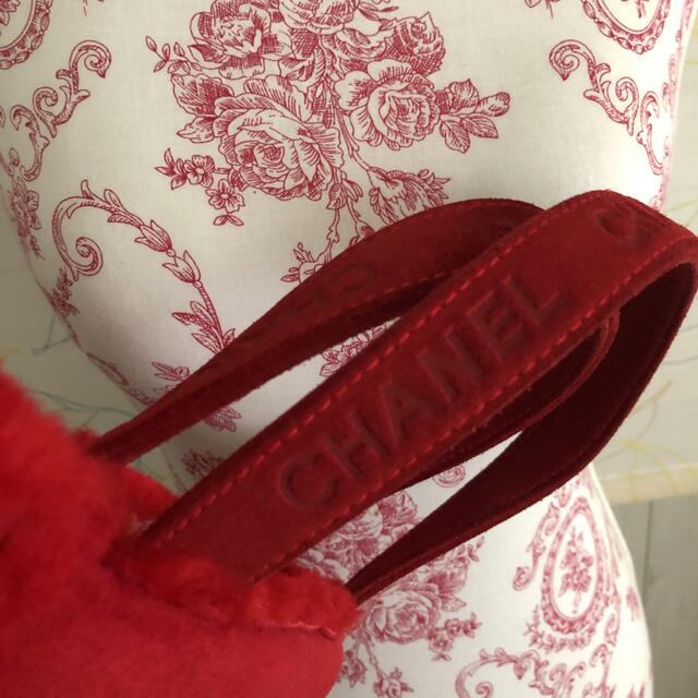 がけてまい CHANEL ☆ ムートンバック 小 赤の通販 by Thank you