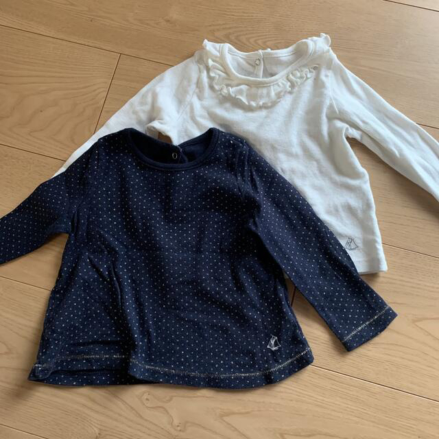 PETIT BATEAU(プチバトー)のプチバトー　ベビー　カットソー2枚組 キッズ/ベビー/マタニティのベビー服(~85cm)(シャツ/カットソー)の商品写真