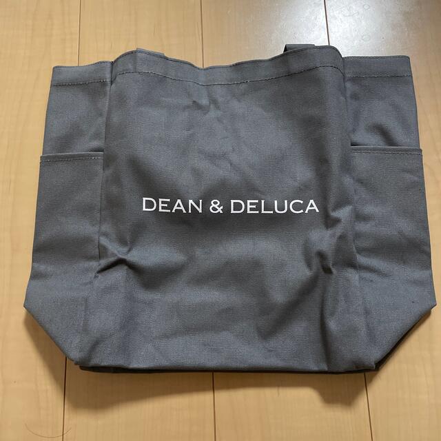 DEAN & DELUCA(ディーンアンドデルーカ)のDEAN & DELUCA ディーン&デルーカ　特大デリバッグ レディースのバッグ(トートバッグ)の商品写真