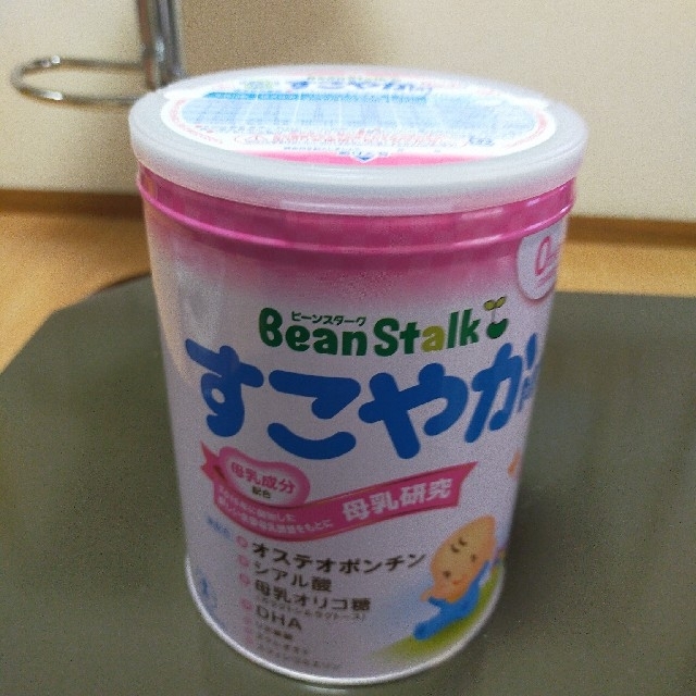 すこやか 粉ミルク M1 大缶800ｇ 未開封 キッズ/ベビー/マタニティの授乳/お食事用品(その他)の商品写真