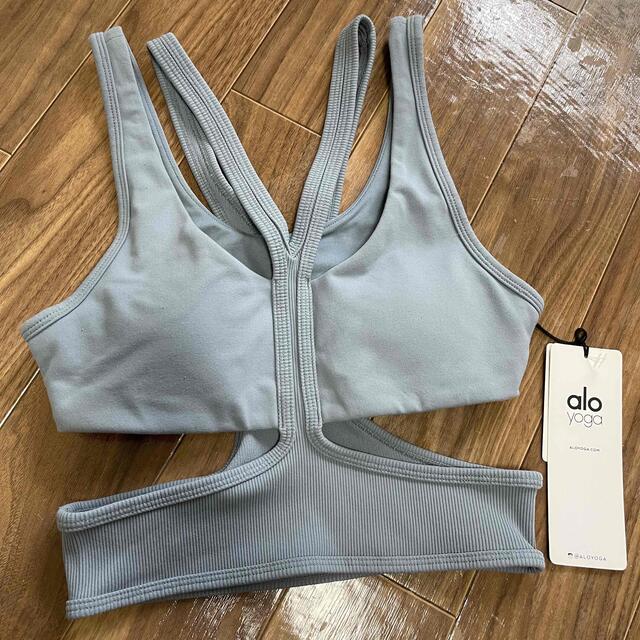 【aloyoga】ブラトップ　新品未使用