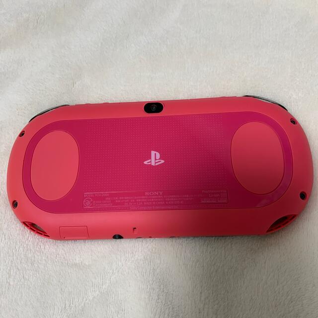 PS vita  PCH-2000 1