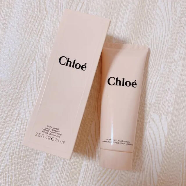 Chloe(クロエ)の【未使用】クロエ　パフュームハンドクリーム コスメ/美容のボディケア(ハンドクリーム)の商品写真
