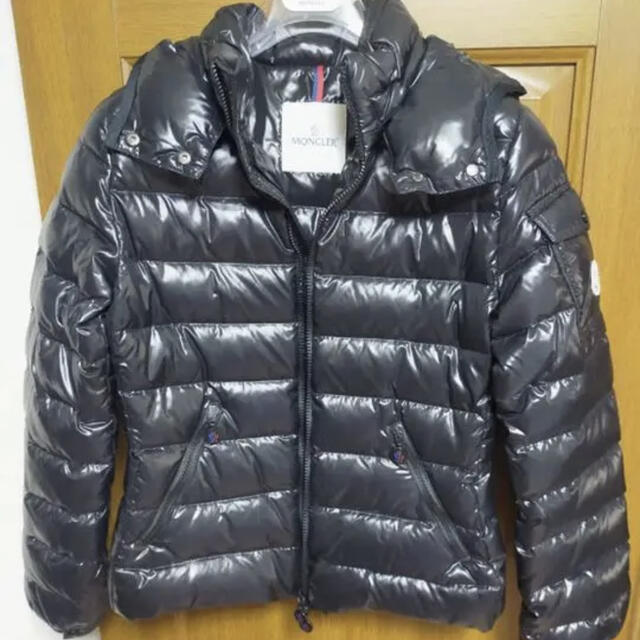 MONCLER(モンクレール)のMONCLER モンクレール ダウンジャケット　BADY レディースのジャケット/アウター(ダウンジャケット)の商品写真