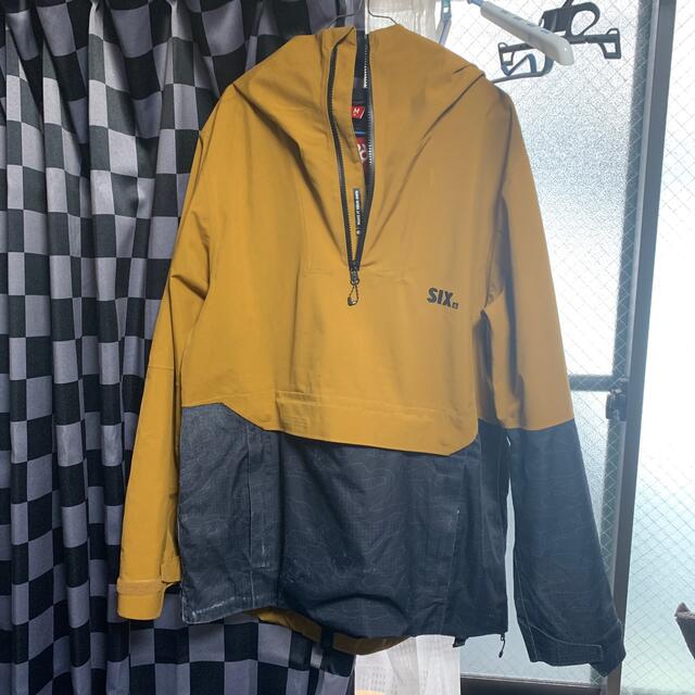 SIX OUTLANDER ANORAK スノーボードウェア スポーツ/アウトドアのスノーボード(ウエア/装備)の商品写真