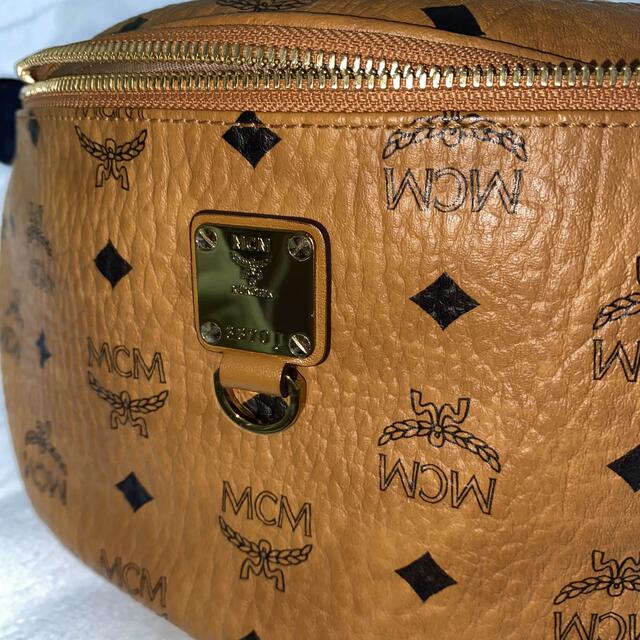 MCM(エムシーエム)のMCM ボディバッグ メンズのバッグ(ボディーバッグ)の商品写真