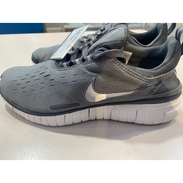 人気定番2022 NIKE - 2014 NIKE WMNS FREE OG APC 25センチ 新品 の通販 by ゆみ|ナイキならラクマ SALE大人気