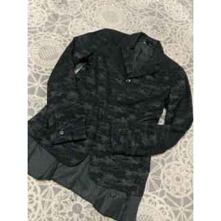 ブラックコムデギャルソン(BLACK COMME des GARCONS)のBLACK コムデギャルソン　カモ柄　レイヤード　テーラードジャケット(テーラードジャケット)