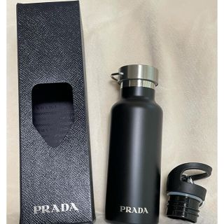 プラダ(PRADA)のプラダ　黒ボトル　新品未使用(タンブラー)