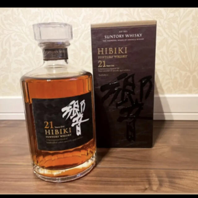 最高級 サントリー ウイスキー 響21年 700ml 箱付き ウイスキー
