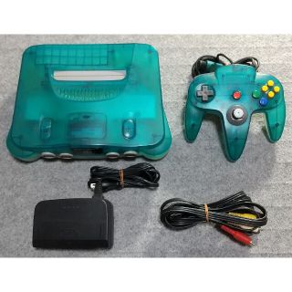 ニンテンドウ64(NINTENDO 64)の任天堂 64 クリアブルー 一式(家庭用ゲーム機本体)