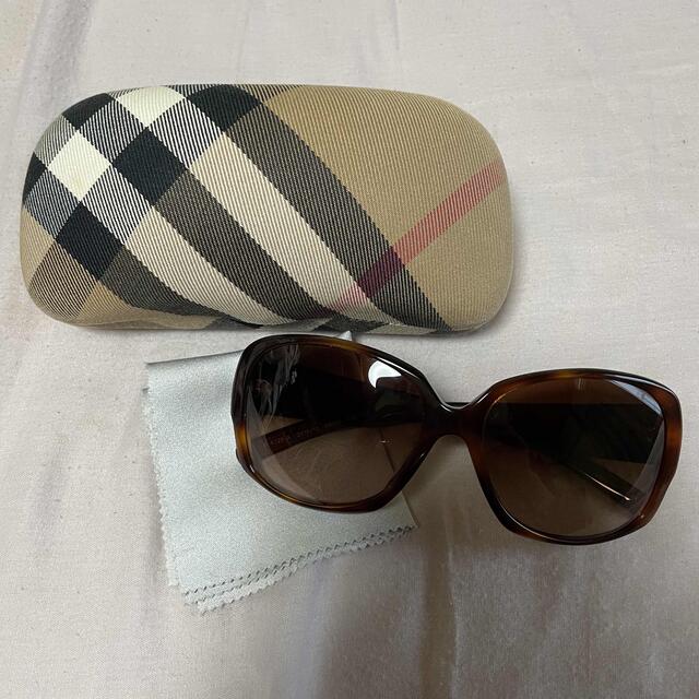 BURBERRY(バーバリー)のバーバリー/サングラス レディースのファッション小物(サングラス/メガネ)の商品写真