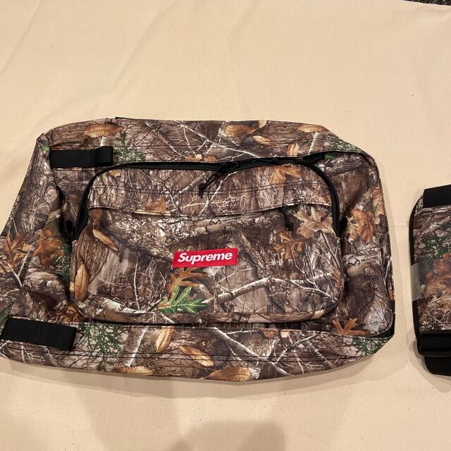 Supreme シュプリーム Duffle Bag Real Tree Camo