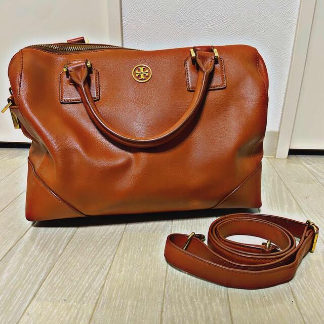 Tory Burch(トリーバーチ)のトリーバーチTory Bucrh 2WAYボストンバッグレザーブラウン斜め掛け可 レディースのバッグ(ボストンバッグ)の商品写真