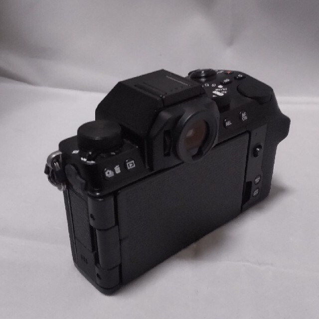 富士フイルム FUJIFILM X-S10レンズキット(中古美品) ミラーレス一眼 富士フイルム FUJIFILM X-S10レンズキット(中古美品) ミラーレス一眼