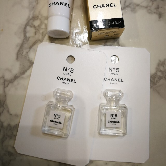 売れ筋がひ！ 新品未使用 CHANEL 香水サンプル3点