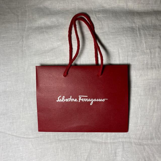 Ferragamo(フェラガモ)のフェラガモ　ショッパー　小 レディースのバッグ(ショップ袋)の商品写真