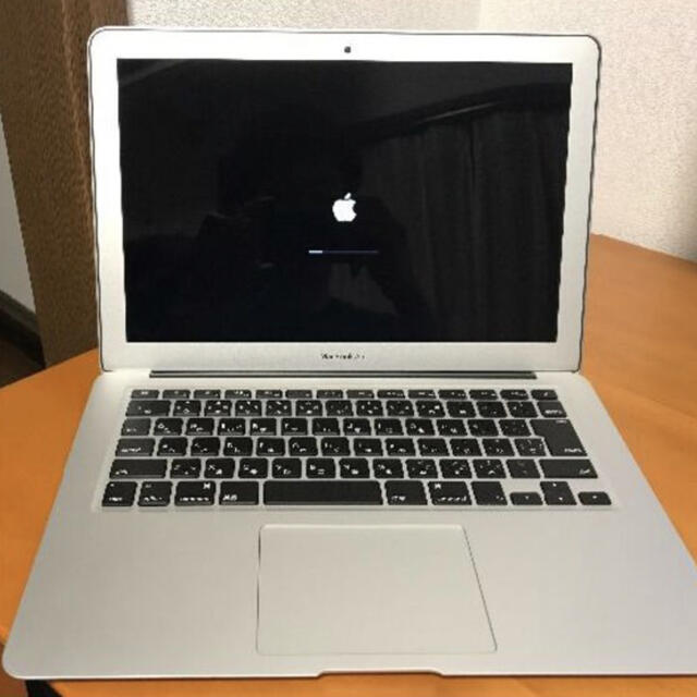 シルバープロセッサMacBook Air 13インチ MQD32J/A 美品 付属品全て有り