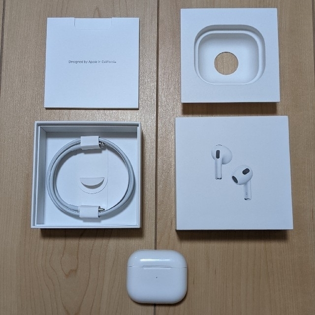 Apple AirPods (第3世代) MV7N2J/Aスマホ/家電/カメラ