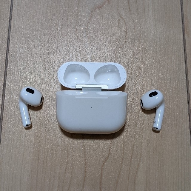 Apple AirPods (第3世代) MV7N2J/Aスマホ/家電/カメラ