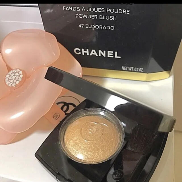 CHANEL(シャネル)の限定🎀新品✨シャネル　チーク  ハイライト✨ コスメ/美容のベースメイク/化粧品(チーク)の商品写真