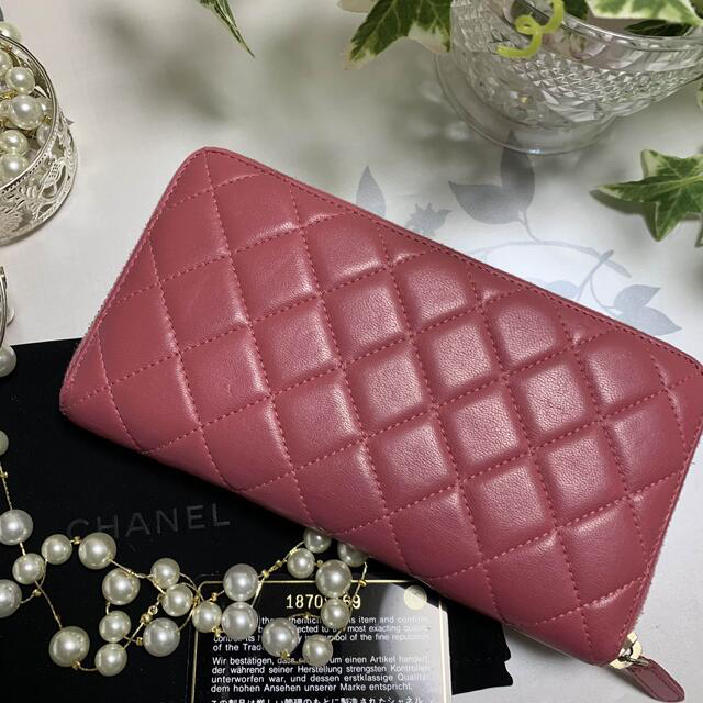 CHANEL(シャネル)の専用商品！極美品★CHANEL マトラッセ ラウンドファスナー長財布♡正規品 レディースのファッション小物(財布)の商品写真