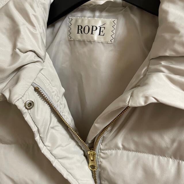 ROPE’(ロペ)の専用！ROPE ショートダウンコート ホワイト レディースのジャケット/アウター(ダウンジャケット)の商品写真