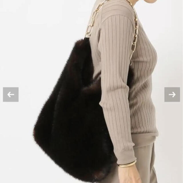 DEUXIEME CLASSE(ドゥーズィエムクラス)の《未使用品》ドゥーズィエムクラス A POINT ETCFAKE FUR BAG レディースのバッグ(ショルダーバッグ)の商品写真