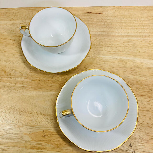 Noritake(ノリタケ)の送料込み　ノリタケペアコーヒーティーカップ　2脚セット インテリア/住まい/日用品のキッチン/食器(グラス/カップ)の商品写真