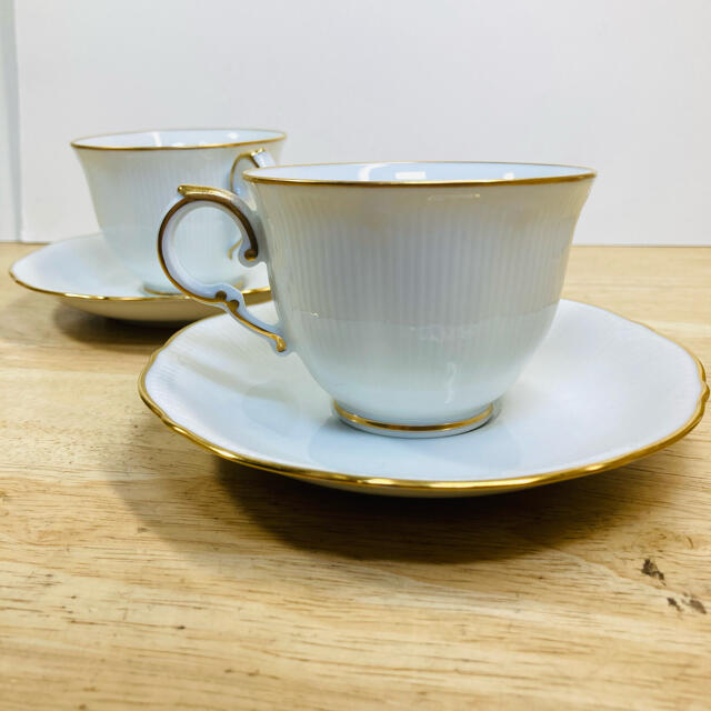 Noritake(ノリタケ)の送料込み　ノリタケペアコーヒーティーカップ　2脚セット インテリア/住まい/日用品のキッチン/食器(グラス/カップ)の商品写真