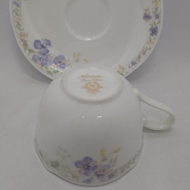 Noritake(ノリタケ)のNoritake カップ&ソーサー2客セット インテリア/住まい/日用品のキッチン/食器(食器)の商品写真