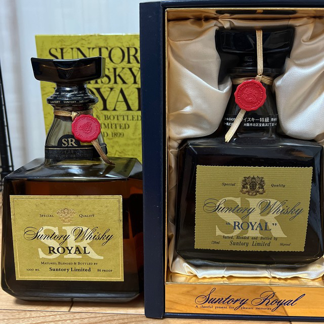 サントリー SUNTORY WHISKY ROYAL SR 2本セットの通販 by shop｜サントリーならラクマ