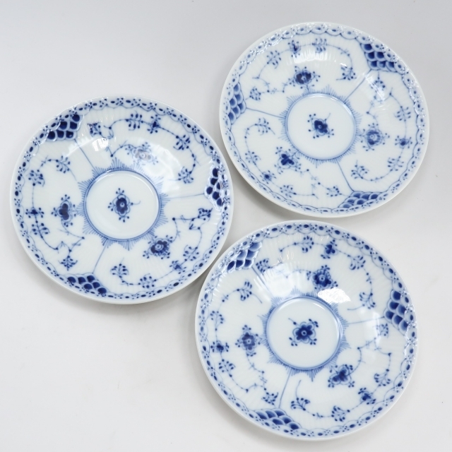 ロイヤルコペンハーゲン ブルーフルーテツトハーフレース 食器