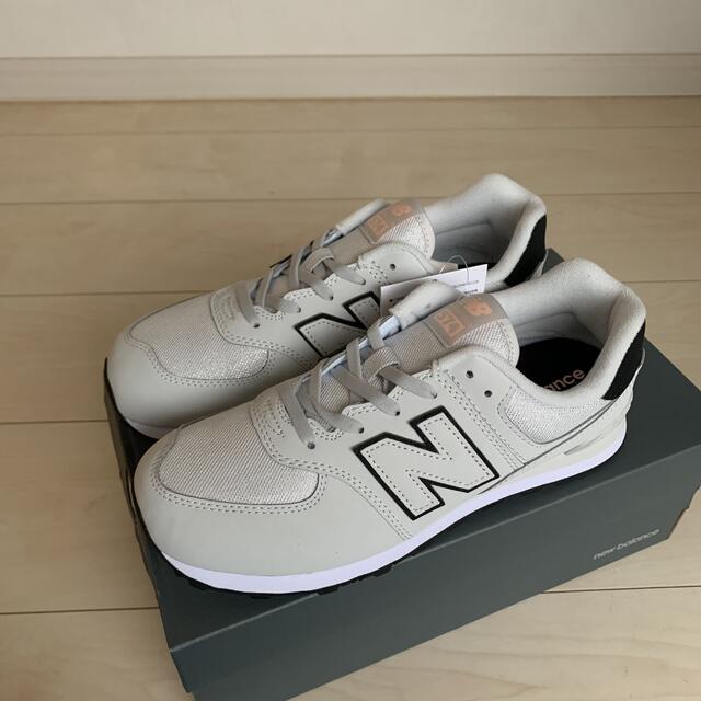 New Balance(ニューバランス)の専用品 GC574FG2  23.5  ニューバランス スニーカー レディースの靴/シューズ(スニーカー)の商品写真