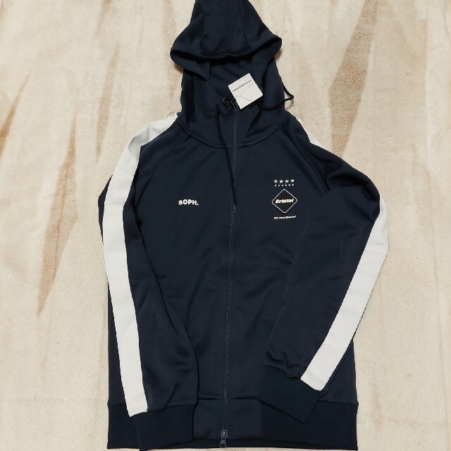 F.C.R.B.(エフシーアールビー)のF.C.Real Bristol TRAINING TRACK HOODIE メンズのトップス(パーカー)の商品写真