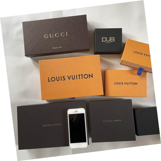 LOUIS VUITTON(ルイヴィトン)のルイヴィトン　クロムハーツ、GUCCI 空箱　紙袋 レディースのバッグ(ショップ袋)の商品写真