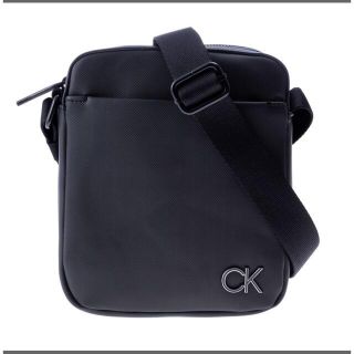 カルバンクライン(Calvin Klein)のCalvin Klein ショルダーバッグ クロスボディバッグ 新品未使用　人気(ショルダーバッグ)