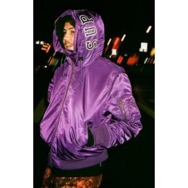 Supreme(シュプリーム)のsupreme Hooded MA-1 purple Lサイズ メンズのジャケット/アウター(フライトジャケット)の商品写真