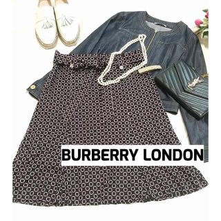 バーバリー(BURBERRY)のBURBERRY LONDON バーバリー 総柄スカート ベルト付 Lサイズ(ひざ丈スカート)