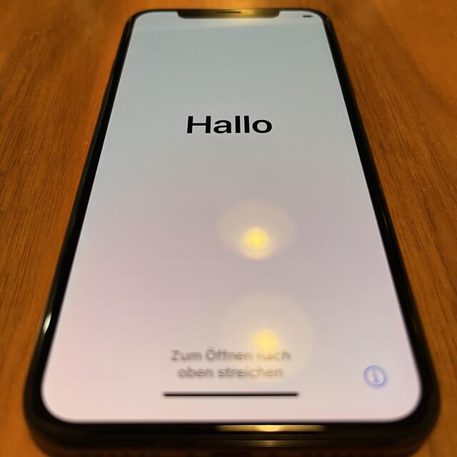 値下iPhone X Space Gray 256 GB SIMフリー　10