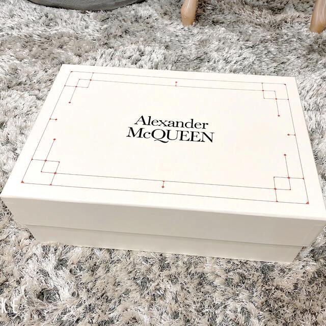 Alexander McQueen(アレキサンダーマックイーン)のALEXANDER MCQUEEN 空箱 レディースのバッグ(ショップ袋)の商品写真