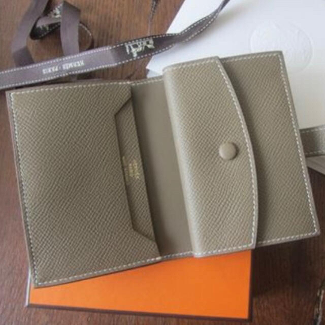 Hermes(エルメス)のエルメス べアン ミニウォレット レディースのファッション小物(財布)の商品写真