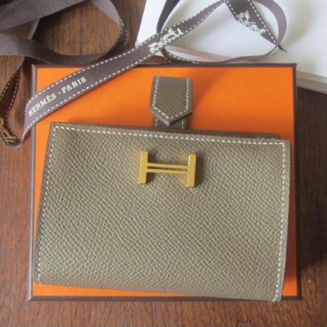 Hermes(エルメス)のエルメス べアン ミニウォレット レディースのファッション小物(財布)の商品写真