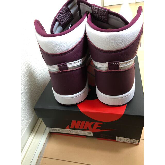 Air Jordan 1 High OG Bordeaux 2